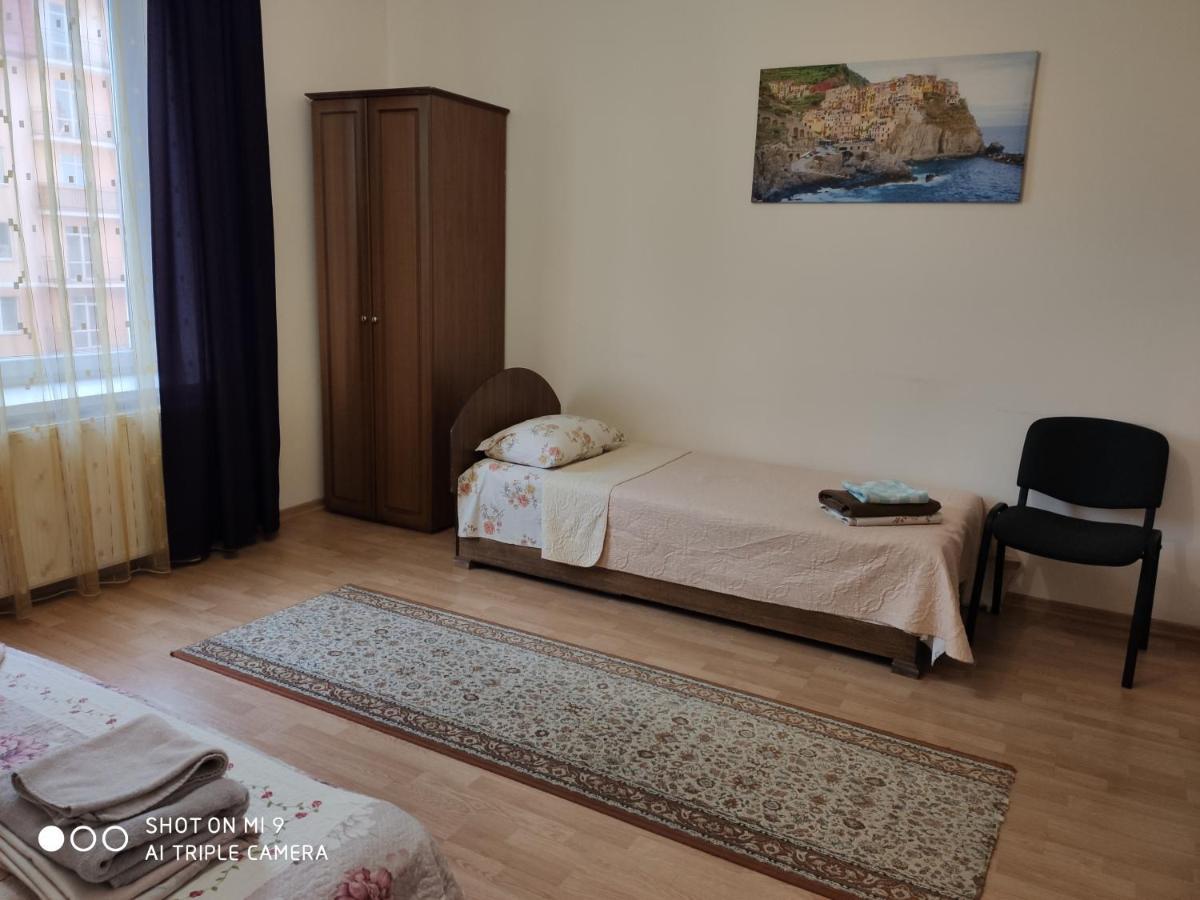 Apartments Domovik Просторная Квартира С Видом На Горы Mukacheve Exterior photo